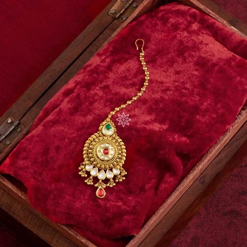 Traditional Gold Maang Tikka